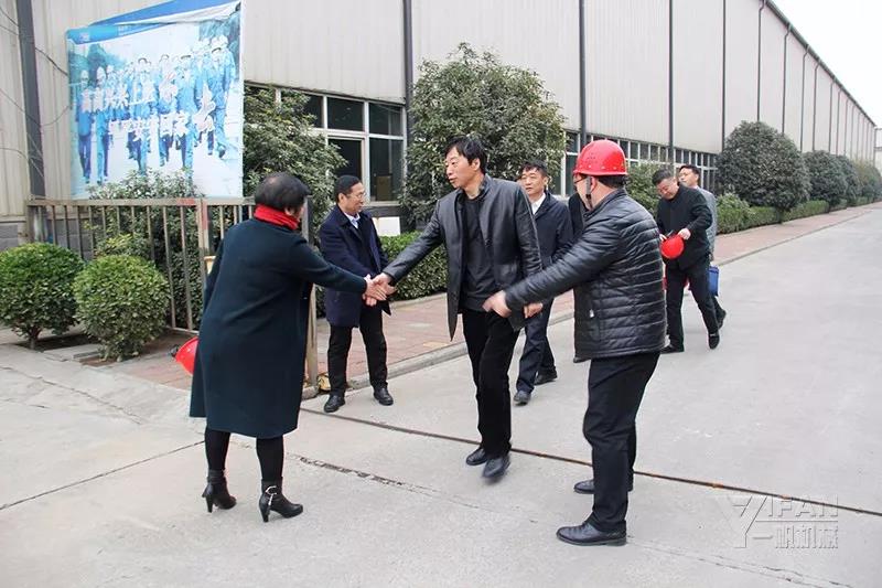 郑州中小企业局局长视察一帆