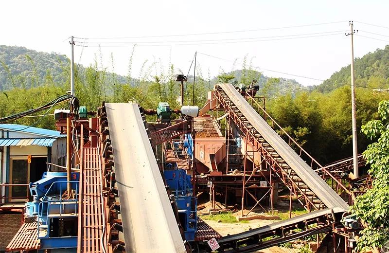 河卵石生产线现场图二