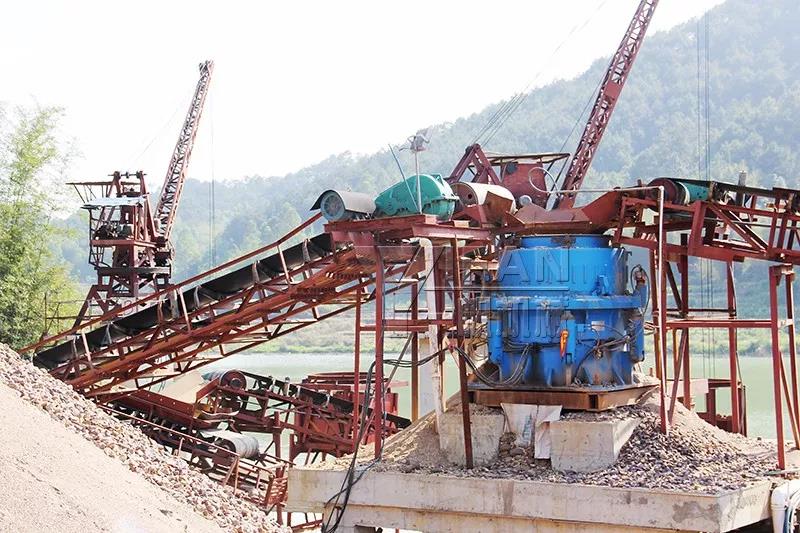 河卵石生产线现场图一